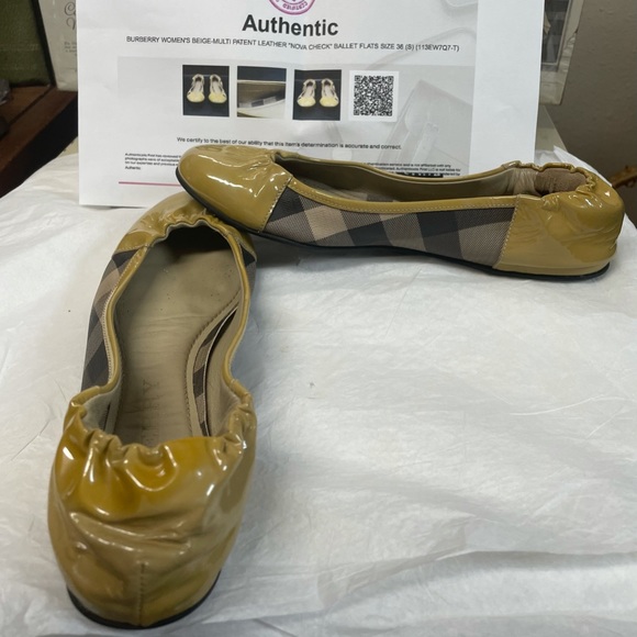 Burberry Nova Flats - Picture 2 of 9